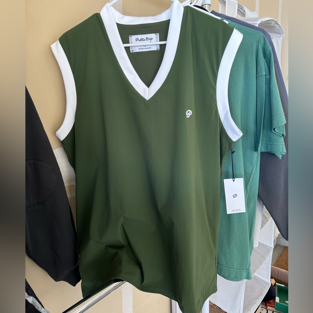 Public Drip Men’s Golf Vest XL